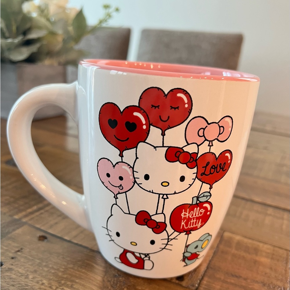 Hello Kitty Valentine’s Day Mug